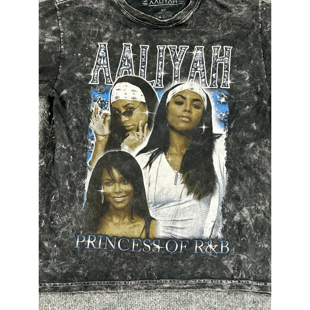 Aaliyah T-Shirt Womens Size S Black Mineral Wash Princess of R&B Graphic Cotton